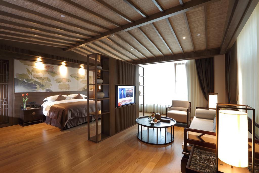 S&N Zhejiang Linhai International Hotel Rom bilde