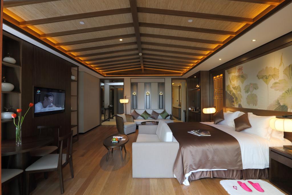 S&N Zhejiang Linhai International Hotel Rom bilde