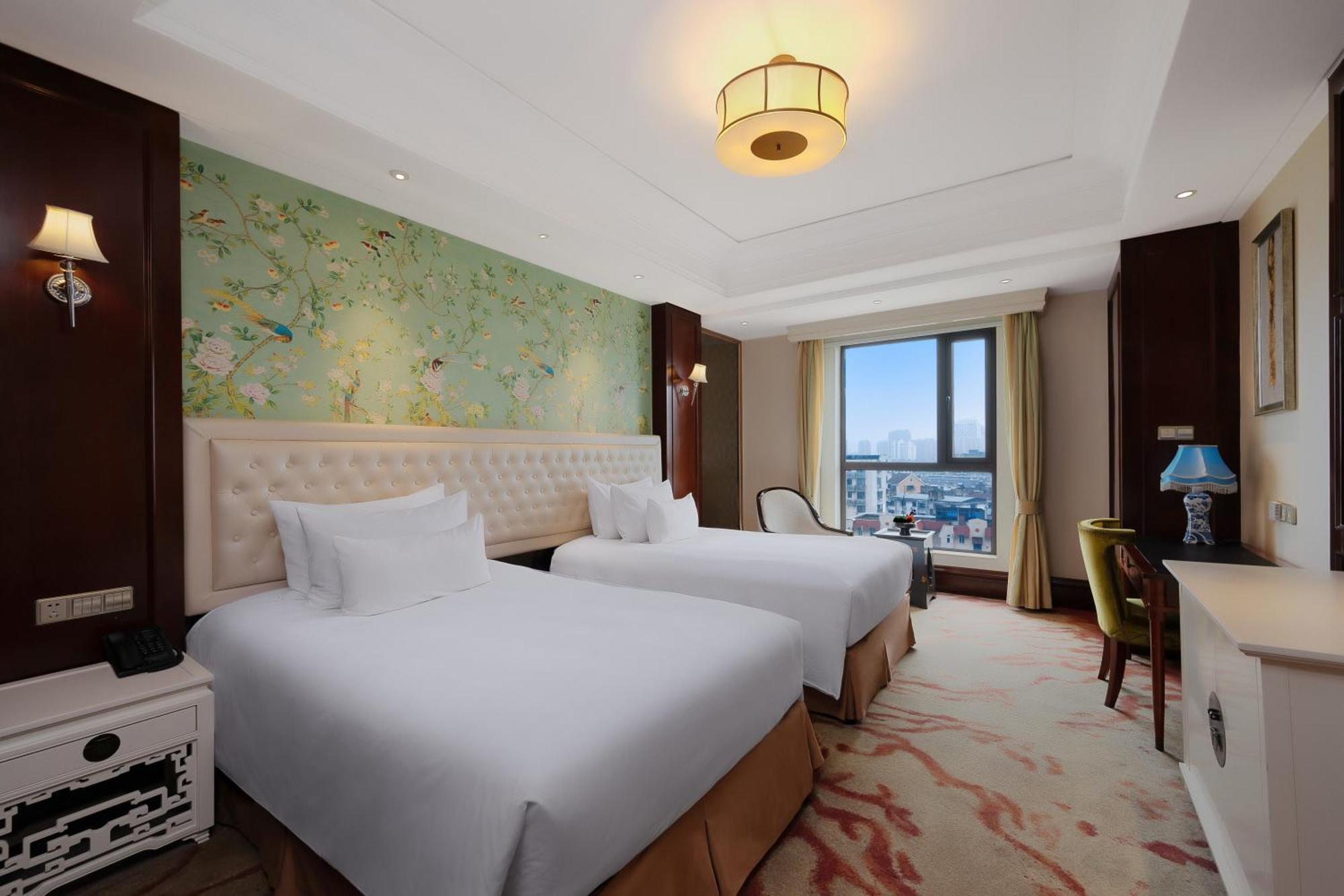 S&N Zhejiang Linhai International Hotel Eksteriør bilde