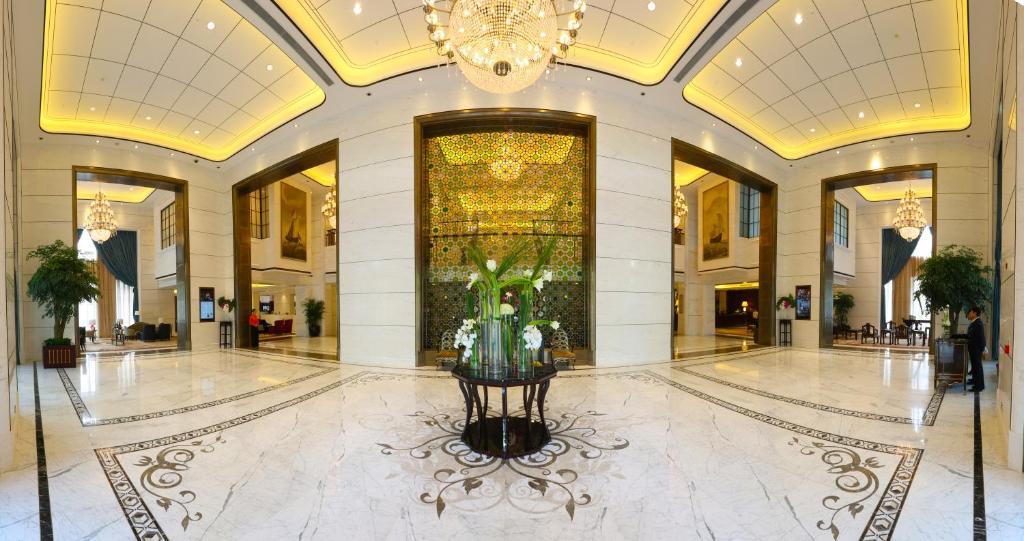 S&N Zhejiang Linhai International Hotel Eksteriør bilde
