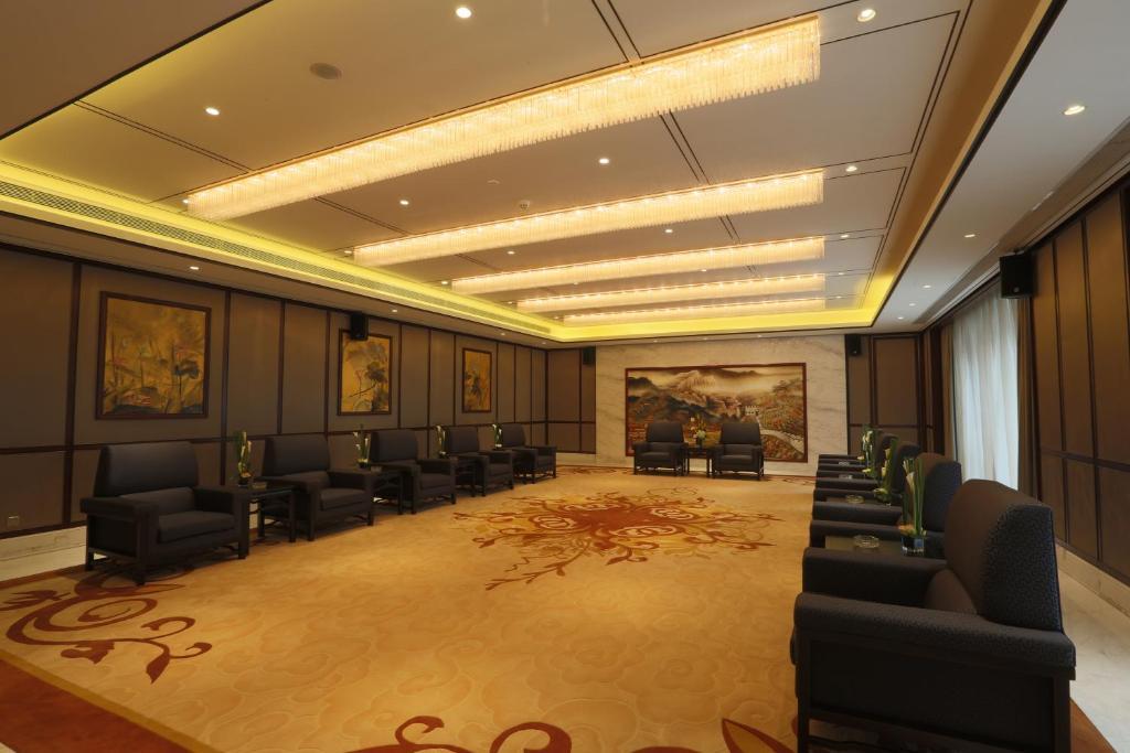 S&N Zhejiang Linhai International Hotel Eksteriør bilde