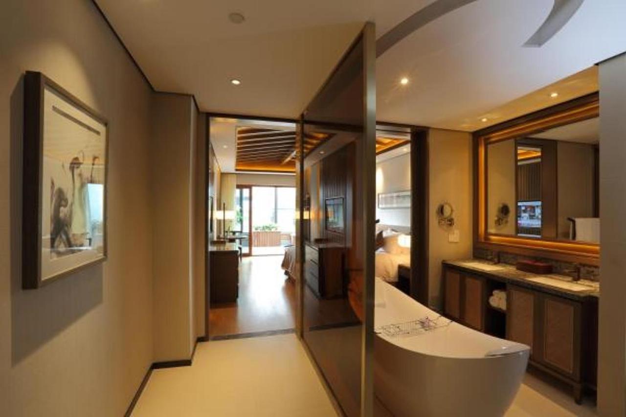 S&N Zhejiang Linhai International Hotel Eksteriør bilde