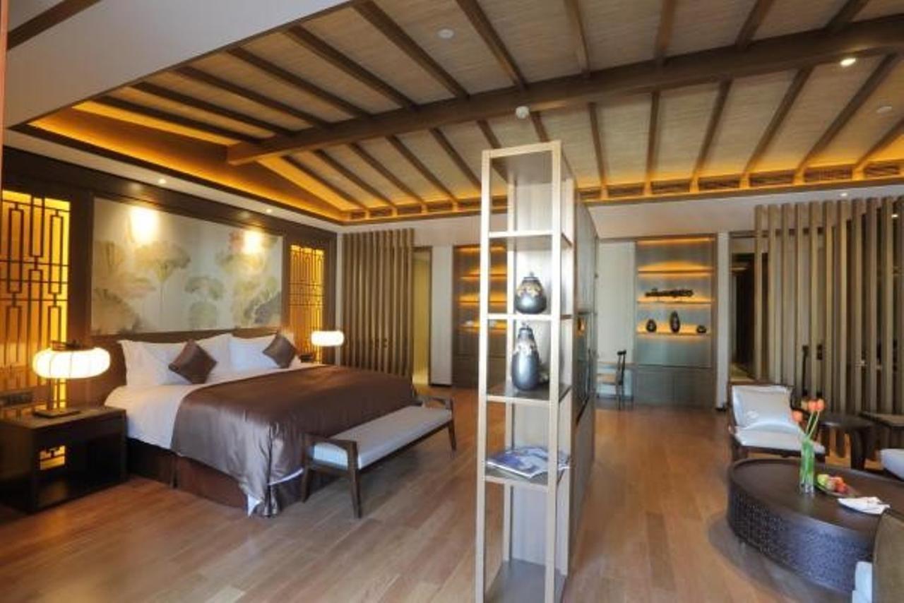 S&N Zhejiang Linhai International Hotel Eksteriør bilde