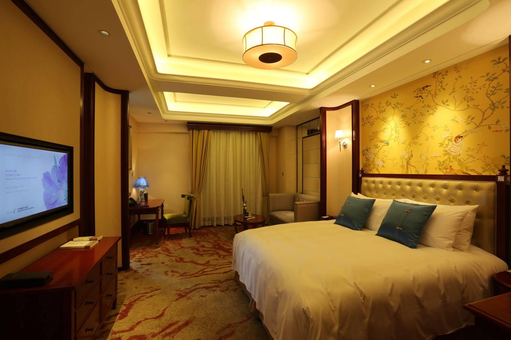 S&N Zhejiang Linhai International Hotel Eksteriør bilde