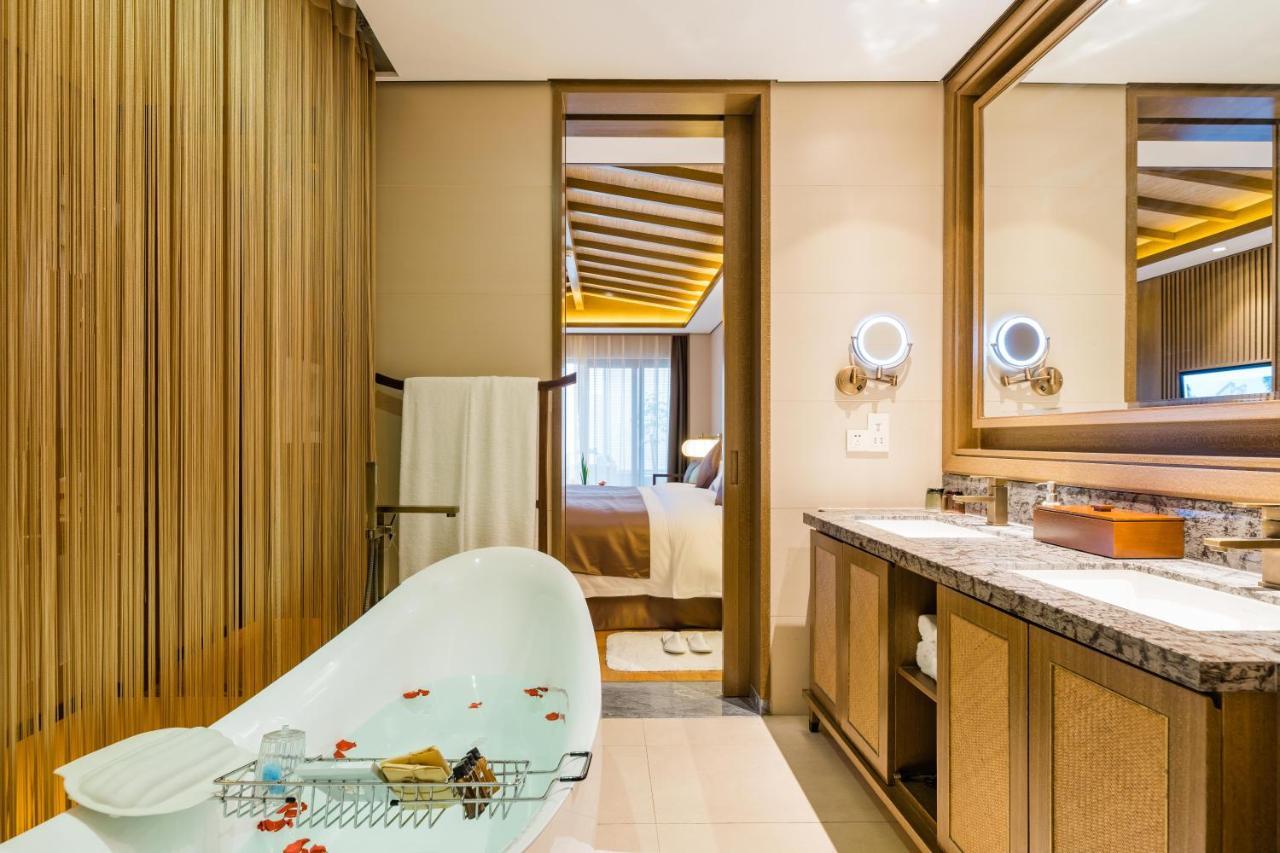 S&N Zhejiang Linhai International Hotel Eksteriør bilde